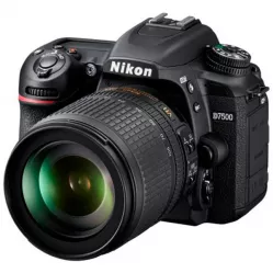 Фотоаппарат зеркальный Nikon D7500 18-105 VR Kit