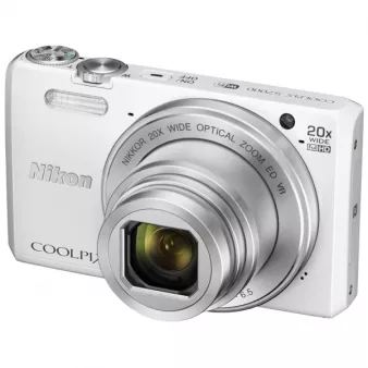 Фотоаппарат компактный Nikon Coolpix S7000 White - Аксессуары